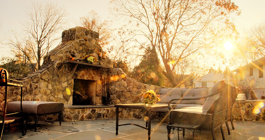 10 Things To Consider When Building An Outdoor Fireplace